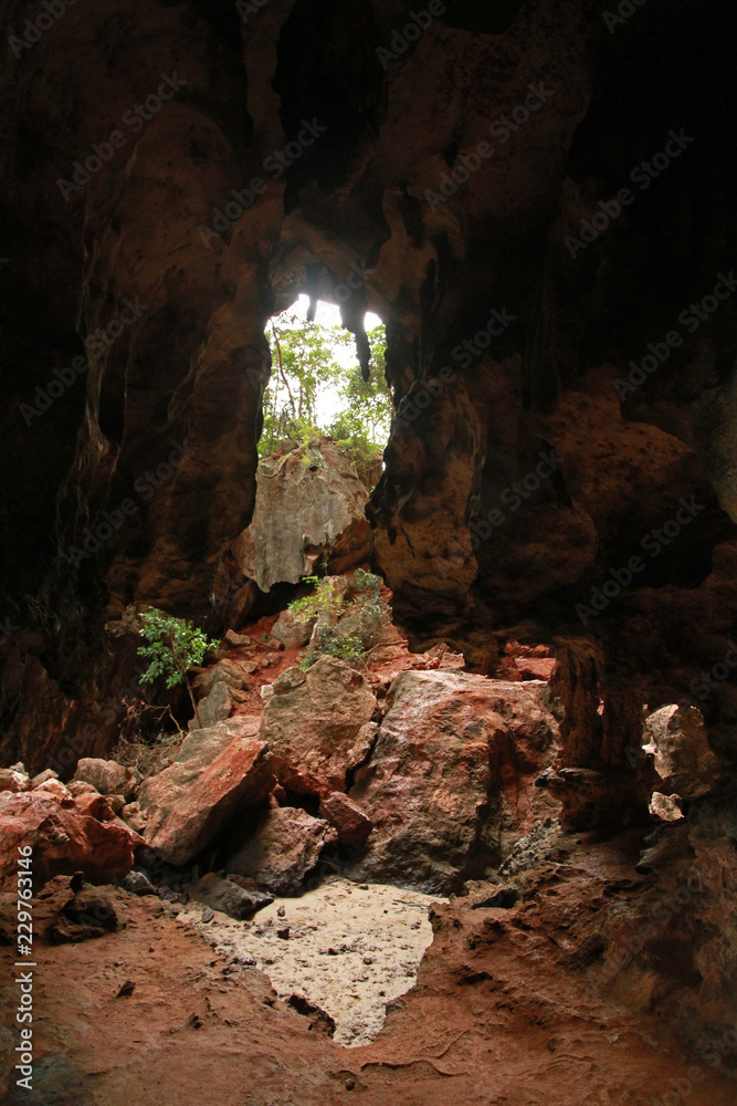 Phra Nang (Princess) Cave, Railay Beach, Krabi, Thailand