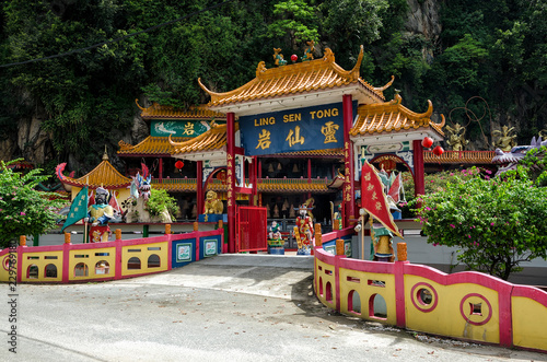 Ling Sen Tong, Temple cave, Ipoh, Malaysia - Ling Sen Tong is a beautiful Taoist cave temple located at the foot of a limestone hill in Ipoh, Perak.