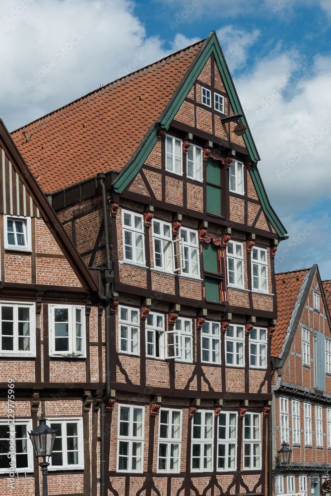 Bürgerhäuser am Hansehafen in Stade im Alten Land