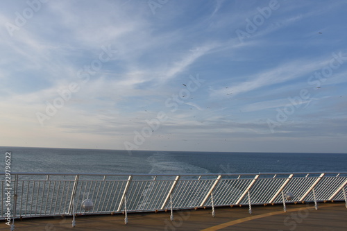 Autofähre, Fähre, Fährschiff, Schiff, Reeling, Heck, Deck, Wasserstraße, Langesund, Hirtshals, Norwegen, Dänemark, Landeplatz, Hubschrauber photo