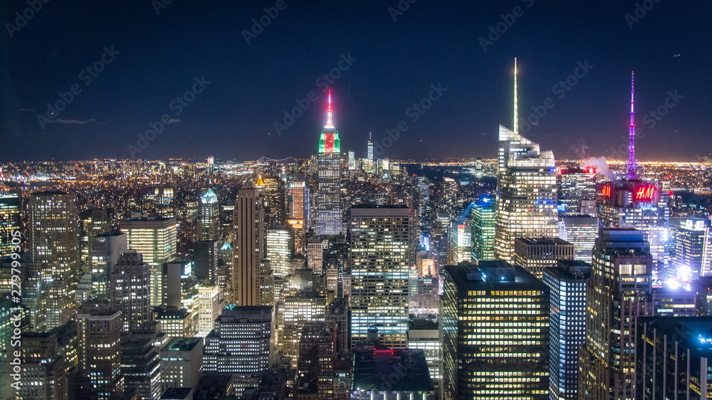 new york city skyline at night