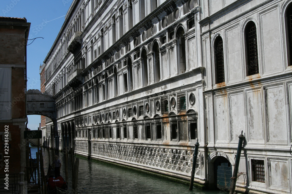 Naklejka premium Venice, Palazzo Ducale and Bridge of Sighs