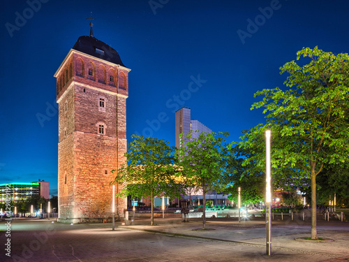 Chemnitz Sachsen roter Turm am Marktplatz Zentrum
