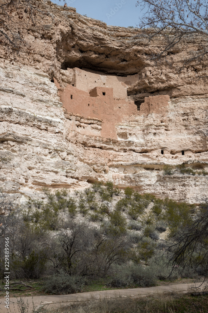 Fototapeta premium ancient ruins in desert
