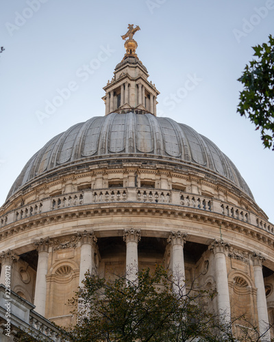 dome of st pauls cathedral  (ID: 229890712)