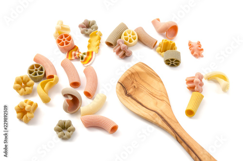 Pasta - verschiedene Formen und Farben