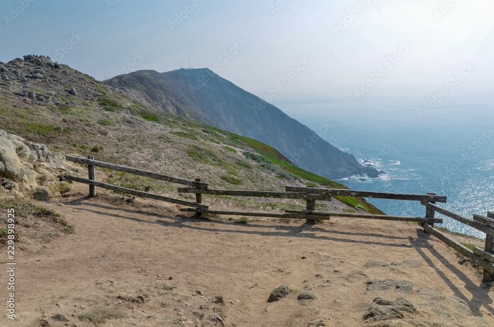 Fotografie coastal trail and Sea Lion overlook at Point reyes, California