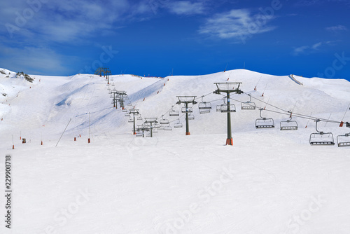 Cuadro en lienzo Baqueira Beret in Lerida Catalonia ski spot resort in Aran Valley