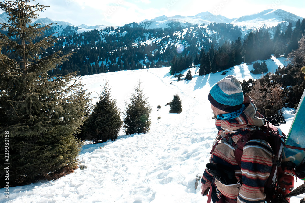 skier looking freeride descent.