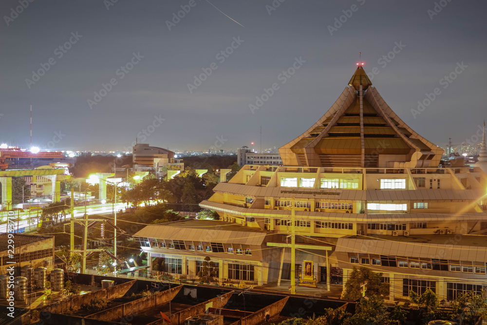 Fototapeta premium Bangkok night