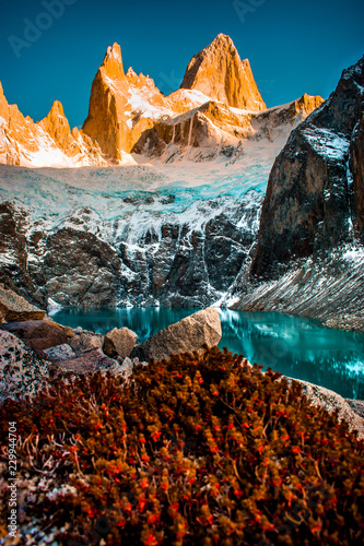 Amanecer en laguna sucia,Cerro Fitz Roy,Patagonia Argentina