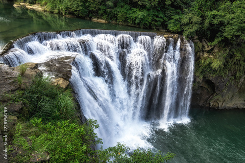 shifen waterfall in taiwan