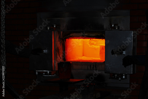 Foto hot glow in a furnace