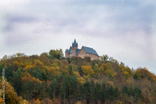 Burg Spangenberg auf einem Felsrücken photo