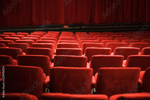 red theater seats 