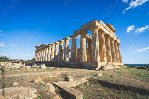 tempio in sicilia photo