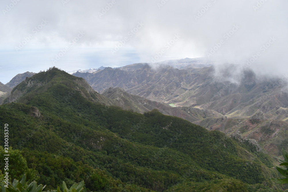 Obraz premium Viewpoint Mirador del Pico del Ingles in Cruz del Carmen in the Anaga mountains in Tenerife near Santa Cruz