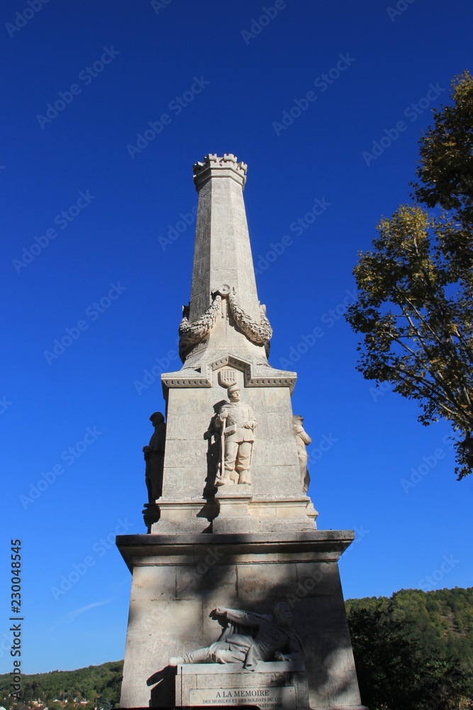Monument aux morts guerre 1870 /1871.
