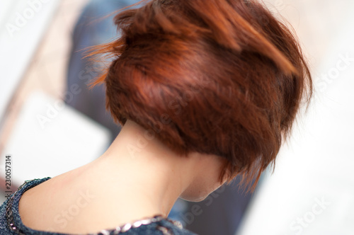 Female accurate geomeric shape hair cut