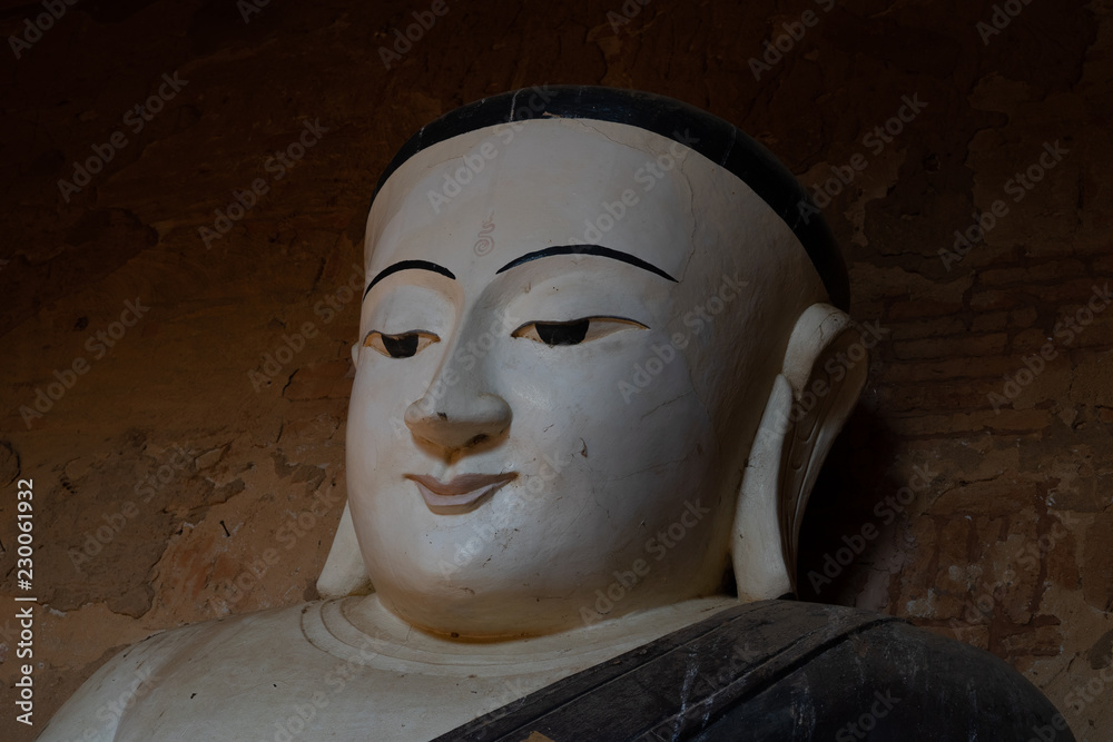 Sculpture of Buddha Sculpture of Buddha
