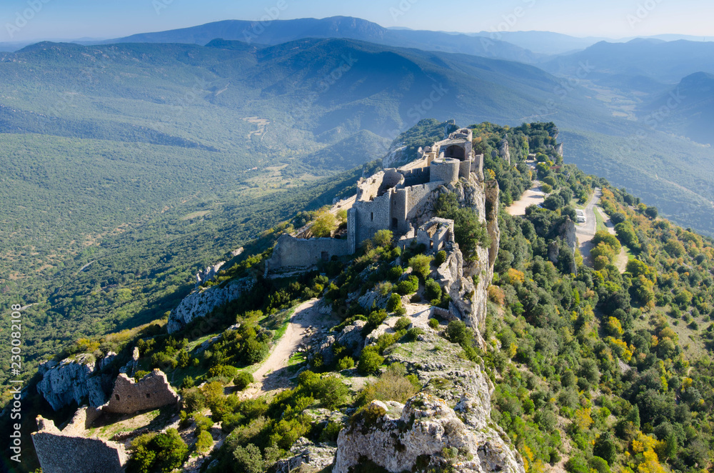 Fototapeta premium Chateau de Peyrepertuse in Okzitanien in Frankreich