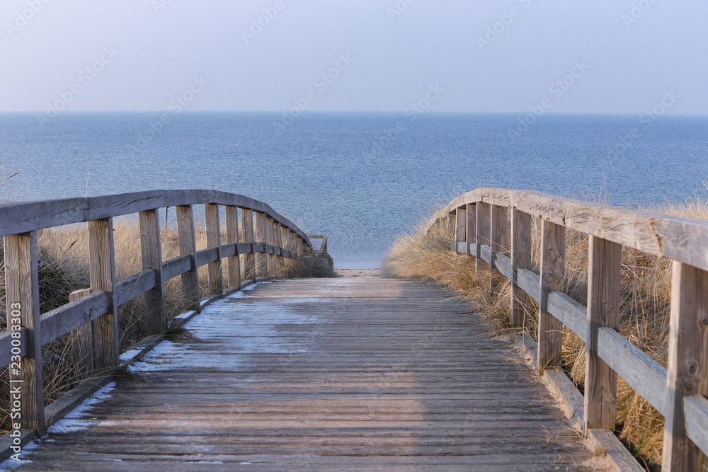 romantic path to the sea