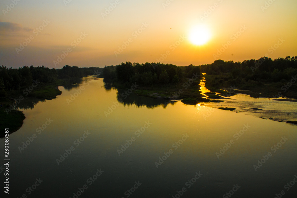 Obraz premium Sunset at the lake