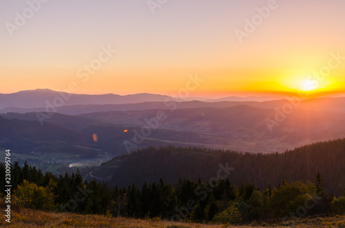 Fototapeta Naklejka Na Ścianę i Meble -  Sunset in the Carpathian Mountains in the autumn season