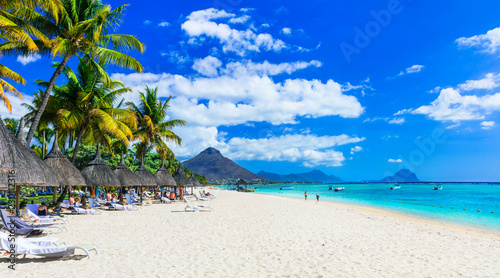 Fototapeta Naklejka Na Ścianę i Meble -  Best tropical beaches. Flic en Flac in Mauritius island