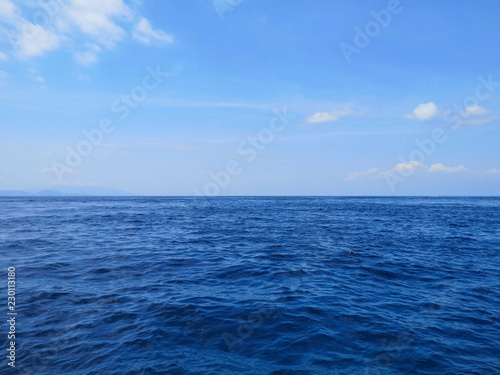 sea and blue sky © Edmis
