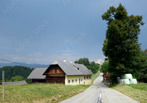 HOFDURCHFAHRT photo