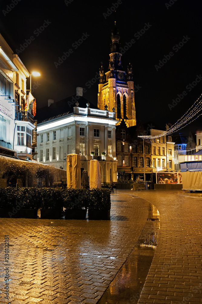 Fototapeta premium old town at night