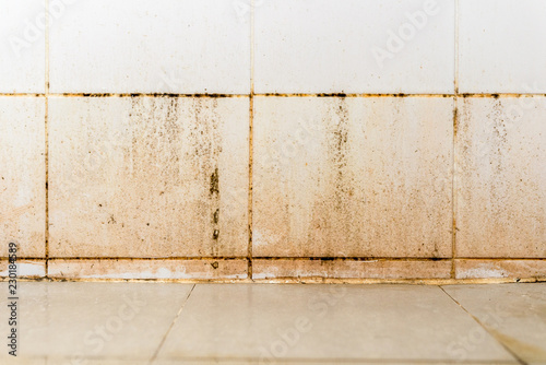Canvas Print Dirty on ceramic wall in bathroom