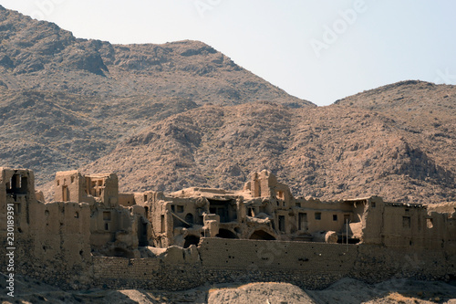 Mud castle, Hanjan, Iran