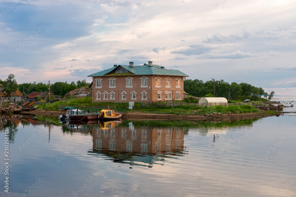 Obraz premium View of the Prosperity Cove on a polar summer day, at sunset. Solovki Islands, Arkhangelsk region, White Sea
