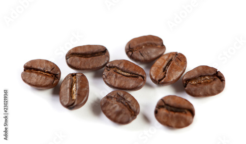 grains de café graines torréfiées grillée rôtie 