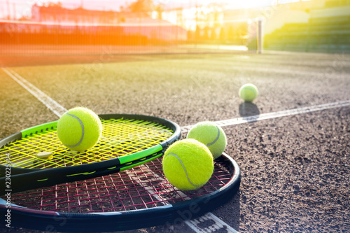 tennis court and balls © bioraven