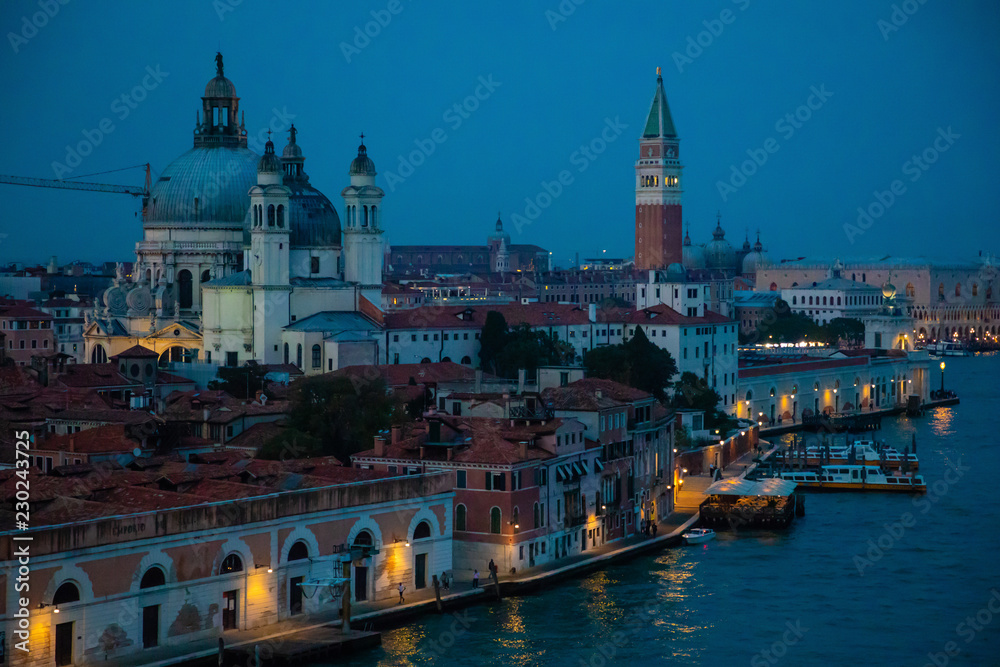 Obraz Night view of Grand Canal and basilica di santa maria della salute in Venice in Italy