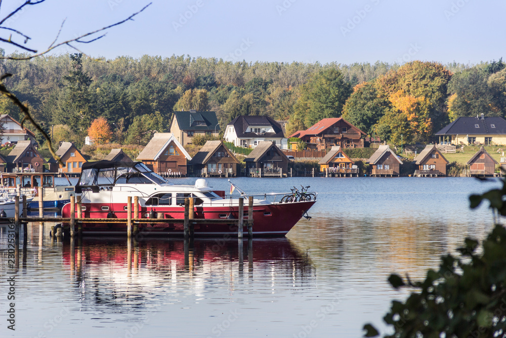 Obraz premium vacation destination - holidays on the lake