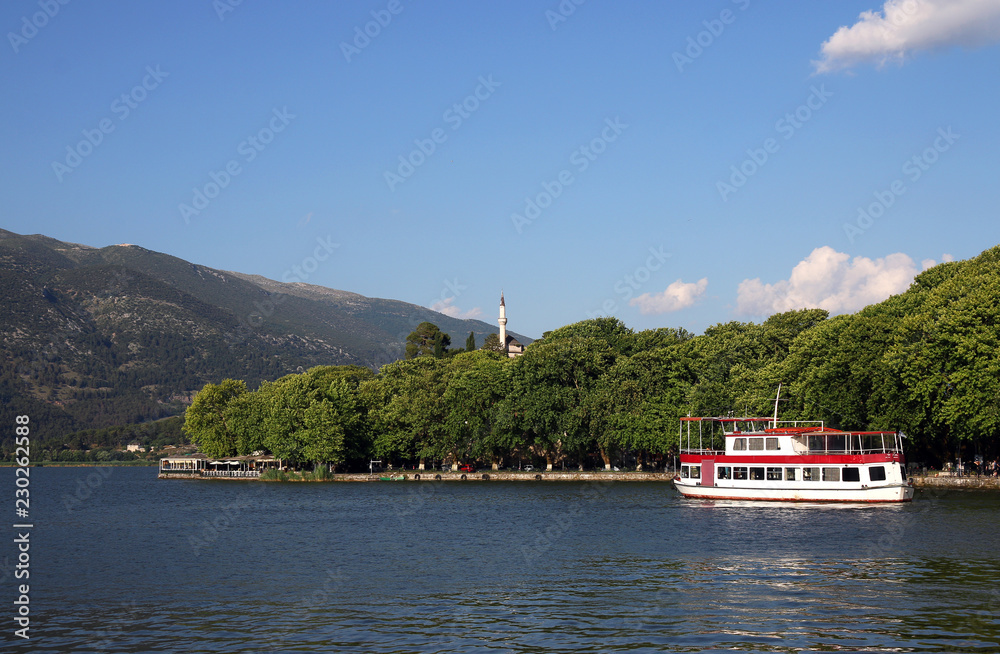 Aslan pasha mosque and lake Ioannina cityscape Greece Aslan pasha mosque and lake Ioannina cityscape Greece