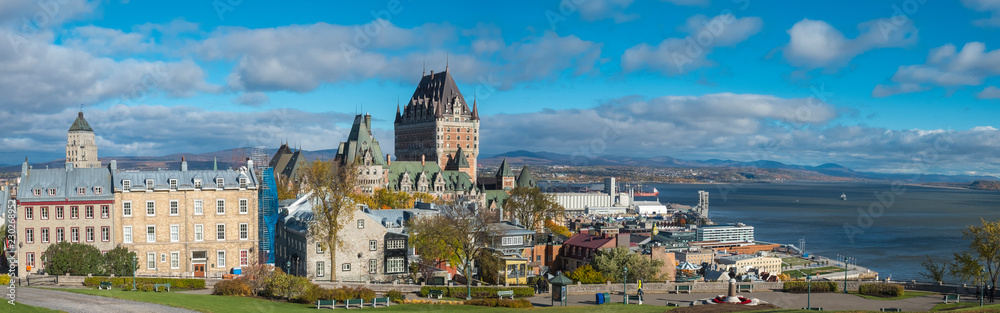 Fototapeta premium Panorama miasta Quebec