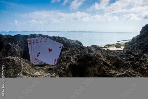 heart royal flush poker card gamble beach theme