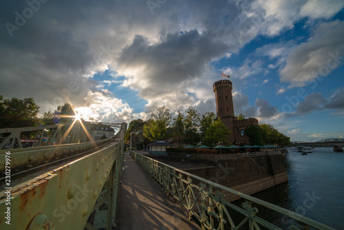 Die Brücke am Schokoladenmuseum in Köln © Martin