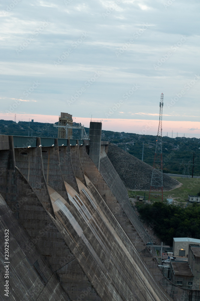 Views of Mansfield Dam at Sunset after the Rain
