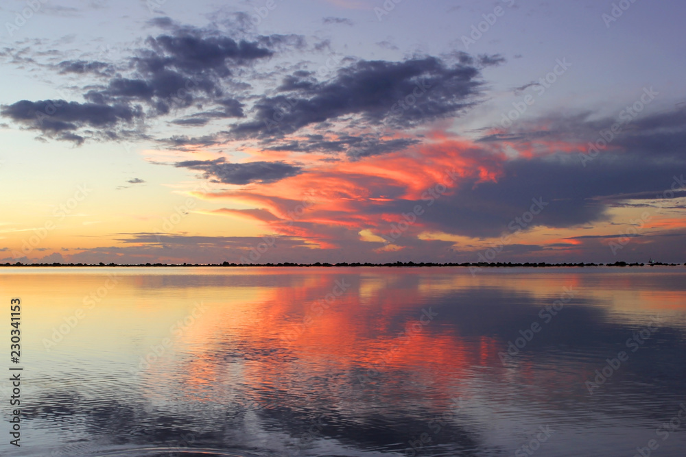 Fototapeta premium beautiful sky over the sea
