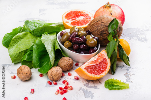 Foods protecting skin