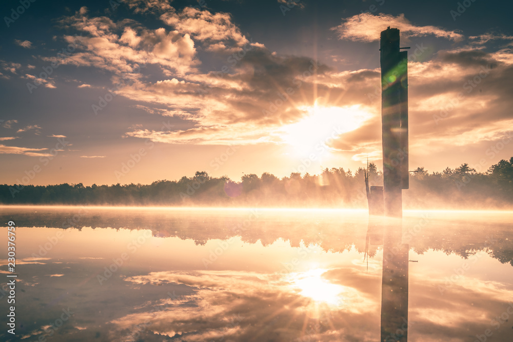 Morgennebel und Licht