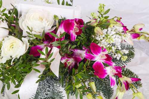 Fototapeta Naklejka Na Ścianę i Meble -  Fresh roses bouquet