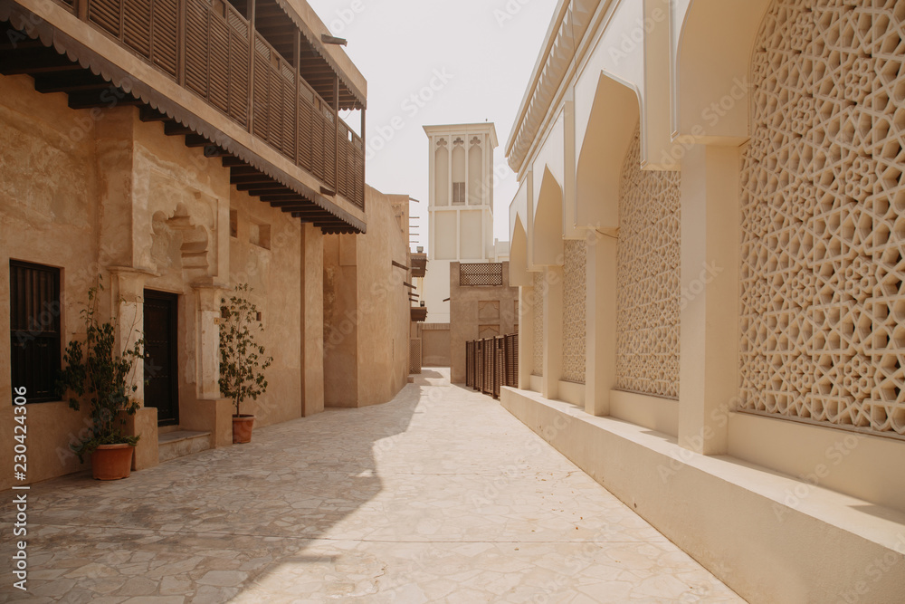 Naklejka premium Stare miasto w historycznej dzielnicy Al Fahidi. Dubaj, Zjednoczone Emiraty Arabskie