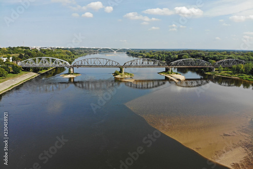 Most kolejowy w Toruniu.